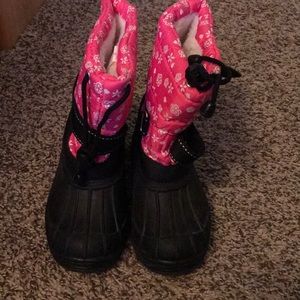 Girls snow boots size 11